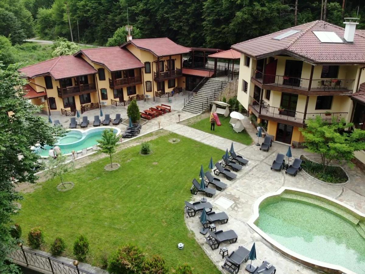 Galaxy Hotel Chiflik Extérieur photo