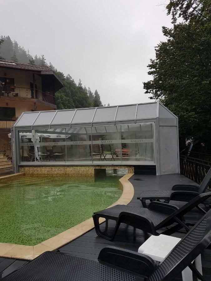 Galaxy Hotel Chiflik Extérieur photo